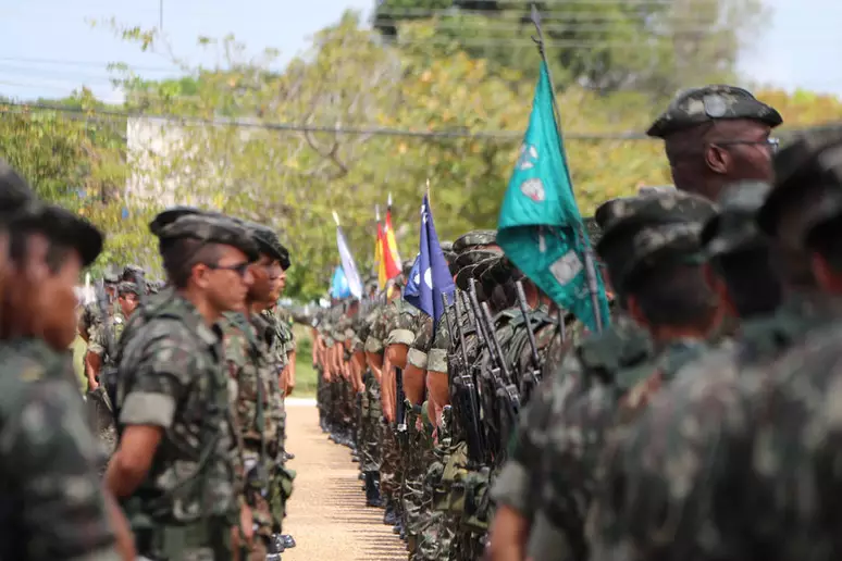 EXÉRCITO BRASILEIRO ESTÁ NA FRONTEIRA COM A VENEZUELA 