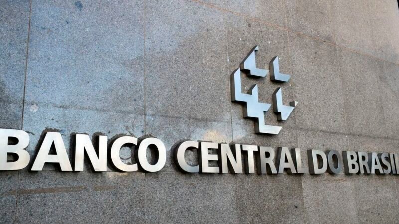 Mercado aumenta previsão da inflação de 4% para 4,05% em 2024