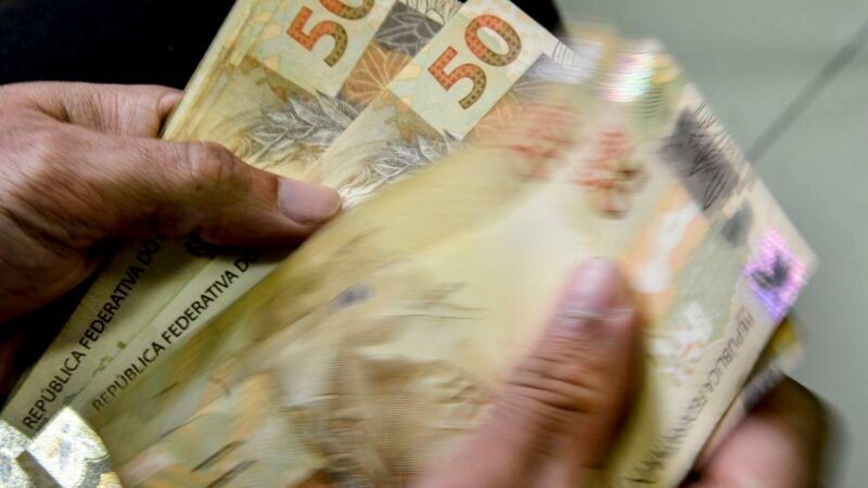 Caixa libera abono do PIS/Pasep para nascidos em maio e junho