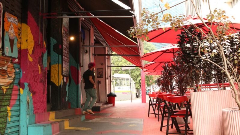 Pesquisa revela desafios econômicos para bares e restaurantes no AM