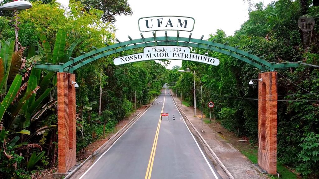 Ufam abre concurso público com 25 vagas