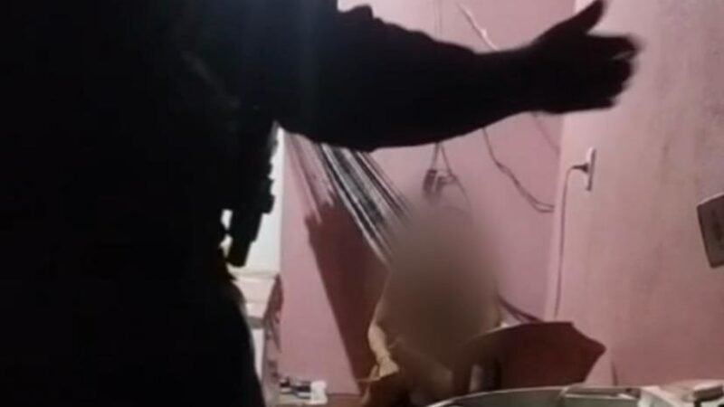Jovem sob efeito de álcool e drogas mantém mãe e avó reféns em Manaus