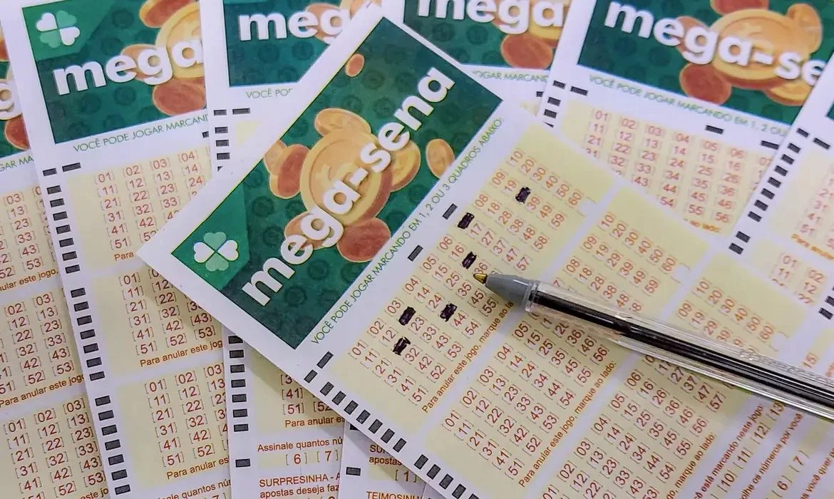 Com prêmio acumulado, Mega-Sena sorteia R$ 32 milhões neste sábado