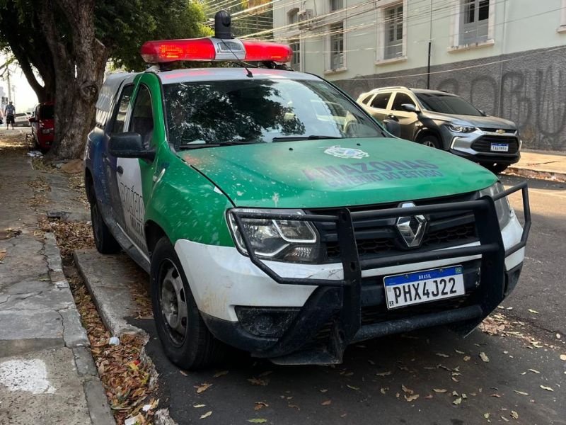 Homem é preso após tentar matar enteado a facadas no AM