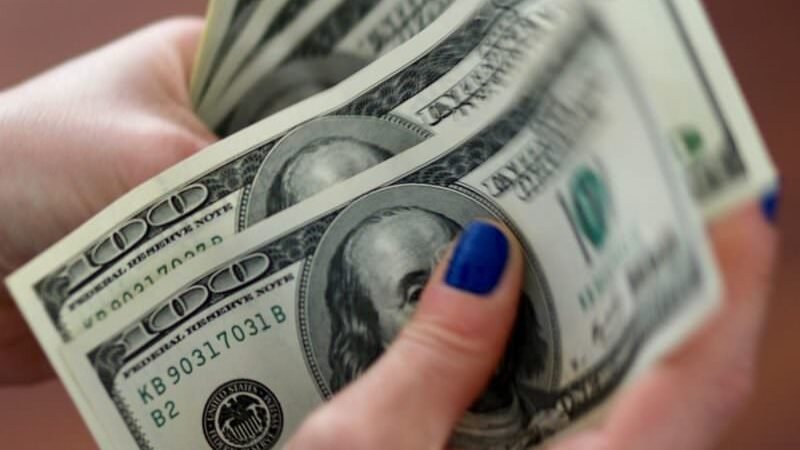 Mercado frustrado com corte e dúvidas com Trump explicam dólar recorde