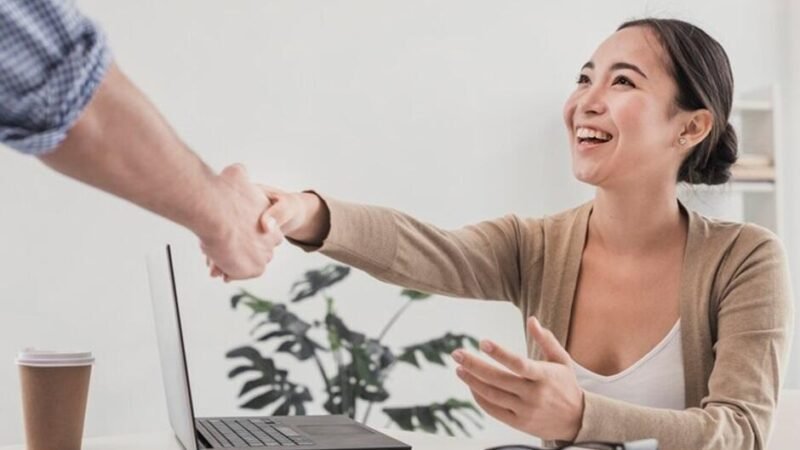 Vale-presente no onboarding: acolhendo novos colaboradores de uma maneira especial