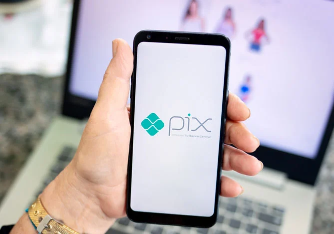 Receita desmente boatos e esclarece que não cobrará imposto por Pix