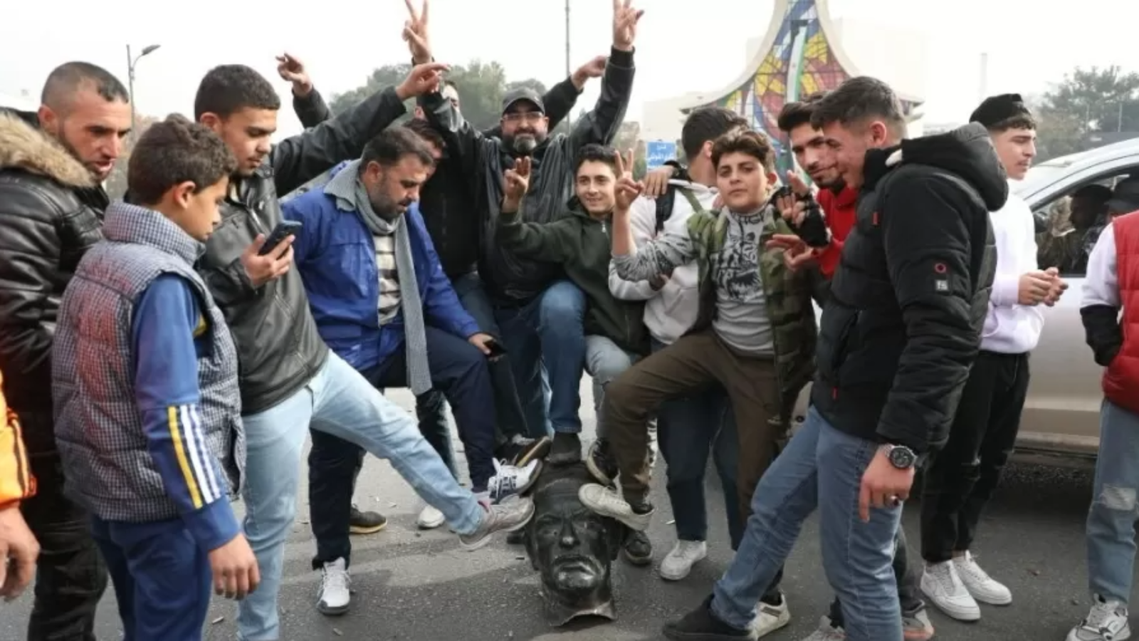 Saiba tudo sobre o grupo que conseguiu derrubar o governo de Bashar al-Assad na Síria