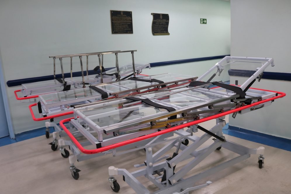 Fundação Cecon adquire novas macas para transporte de pacientes
