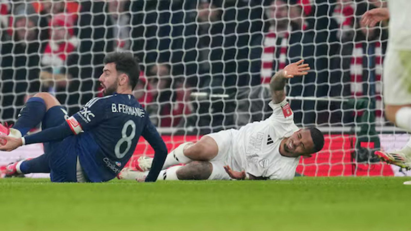 Gabriel Jesus tem suspeita de lesão no joelho e pode ser desfalque por longo período