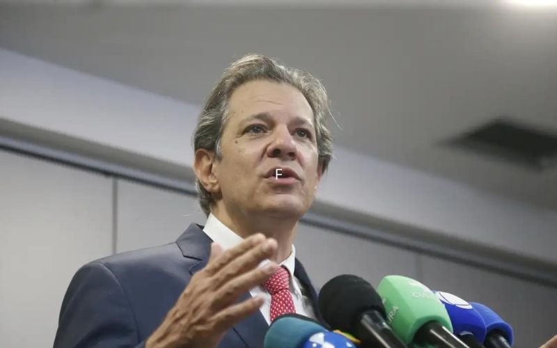 para fundamentos da economia, dólar acima de R$ 5,70 é caro