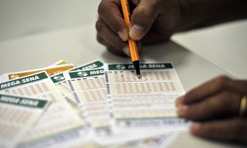 Mega-Sena sorteia prêmio acumulado em R$ 130 milhões
