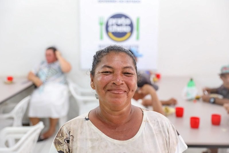 “Para mim, o Prato Cheio é uma segurança”, diz beneficiária do Prato Cheio de Tefé