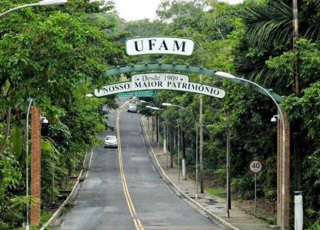 UFAM abre seleção com 70 vagas para professores substitutos em diversas áreas