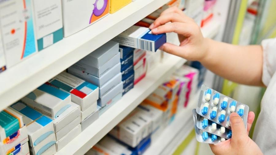 Medicamentos ficam 5,06% mais caros a partir de hoje
