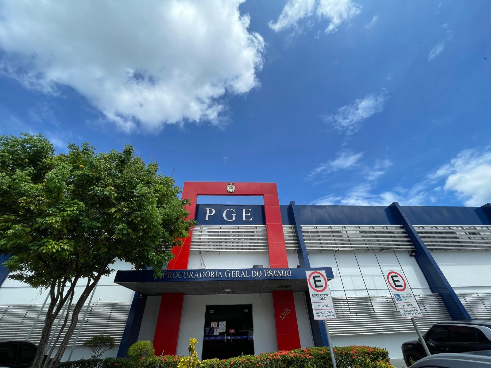 Após atuação da PGE-AM, Justiça Federal determina implementação do serviço de hemodinâmica no HUGV em até 60 dias