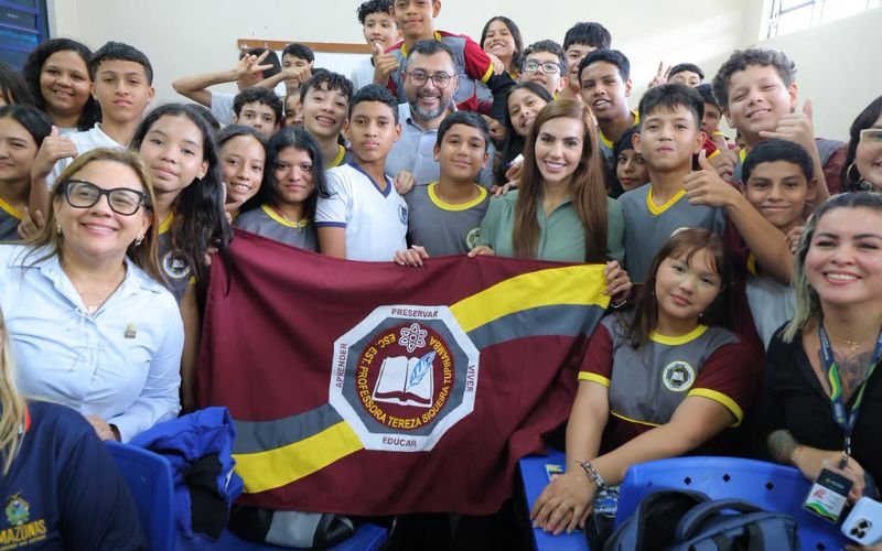 Governo do AM lança Programa Estadual das Escolas Cívico-Militares em Manaus