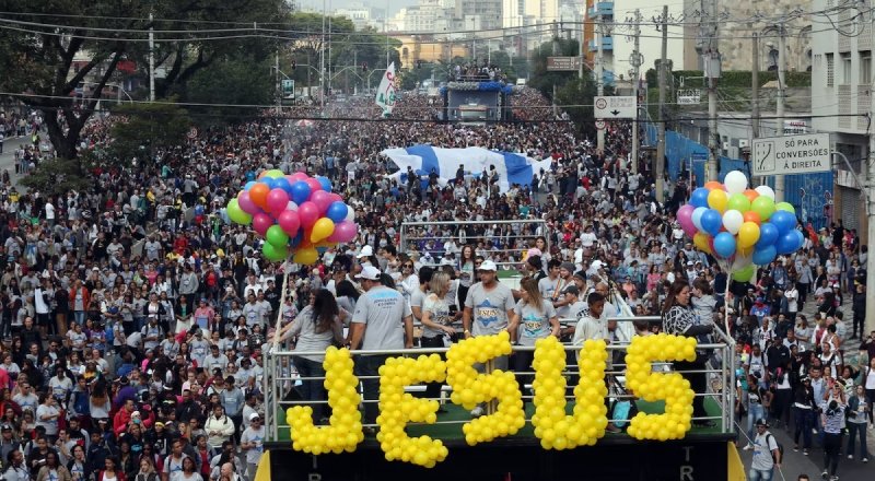 Evangélicos articulam ofensiva para ampliar rejeição a Lula e enfraquecer base eleitoral