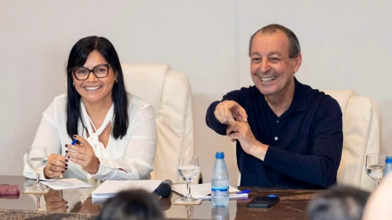 Senador Omar reúne secretários de saúde de todo o Amazonas para construir soluções duradouras para o sistema público