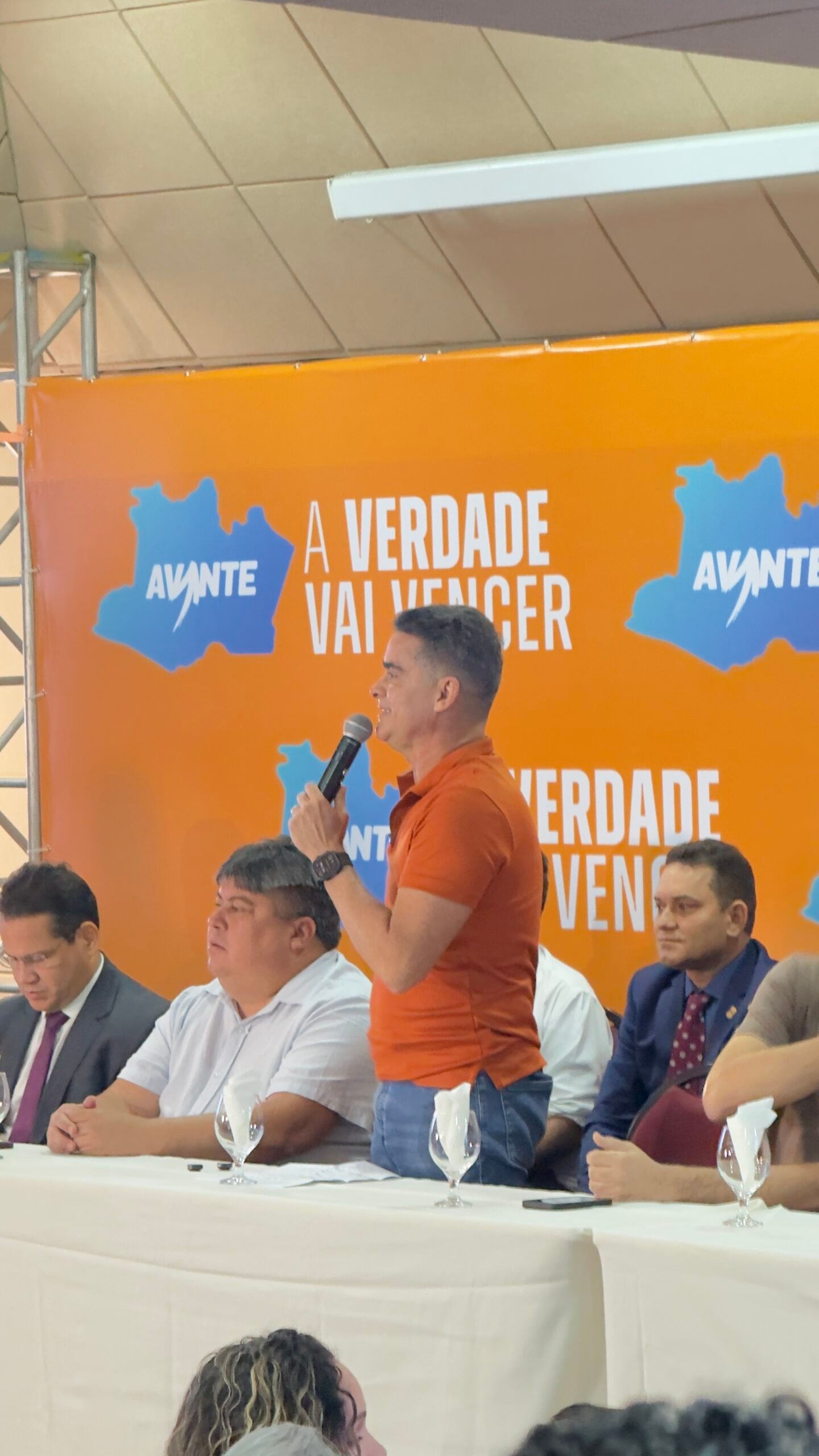 David Almeida anuncia pré-candidatura ao Governo do Amazonas
