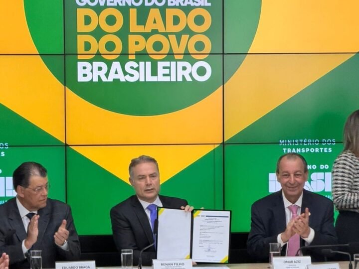 Omar Aziz lidera bancada do Amazonas em ato histórico para recuperação do trecho do meio da BR-319