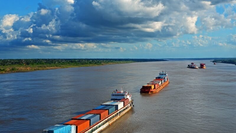 Transporte e Logística: segurança na navegação e reforma tributária na pauta de congresso internacional em Manaus