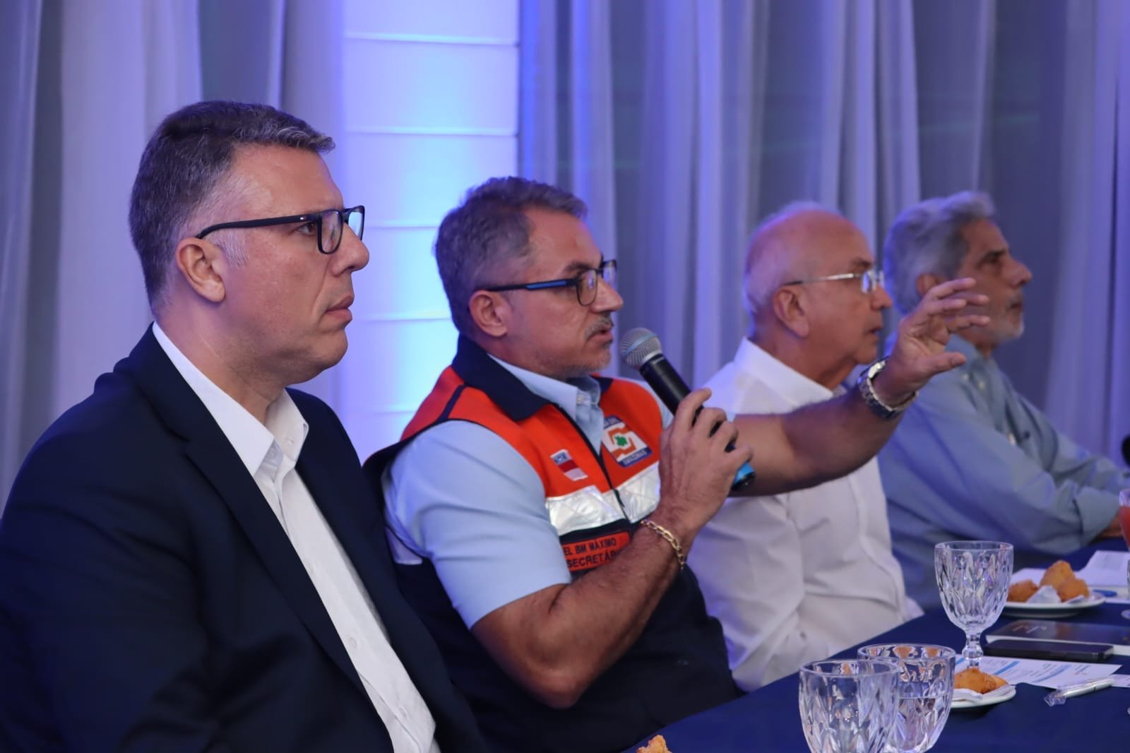 Entidade comercial e Defesa Civil orientam empresários a anteciparem compras devido à previsão de seca