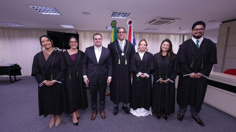 Governador interino Roberto Cidade empossa novos defensores públicos e reforça atuação da DPE no interior do Amazonas