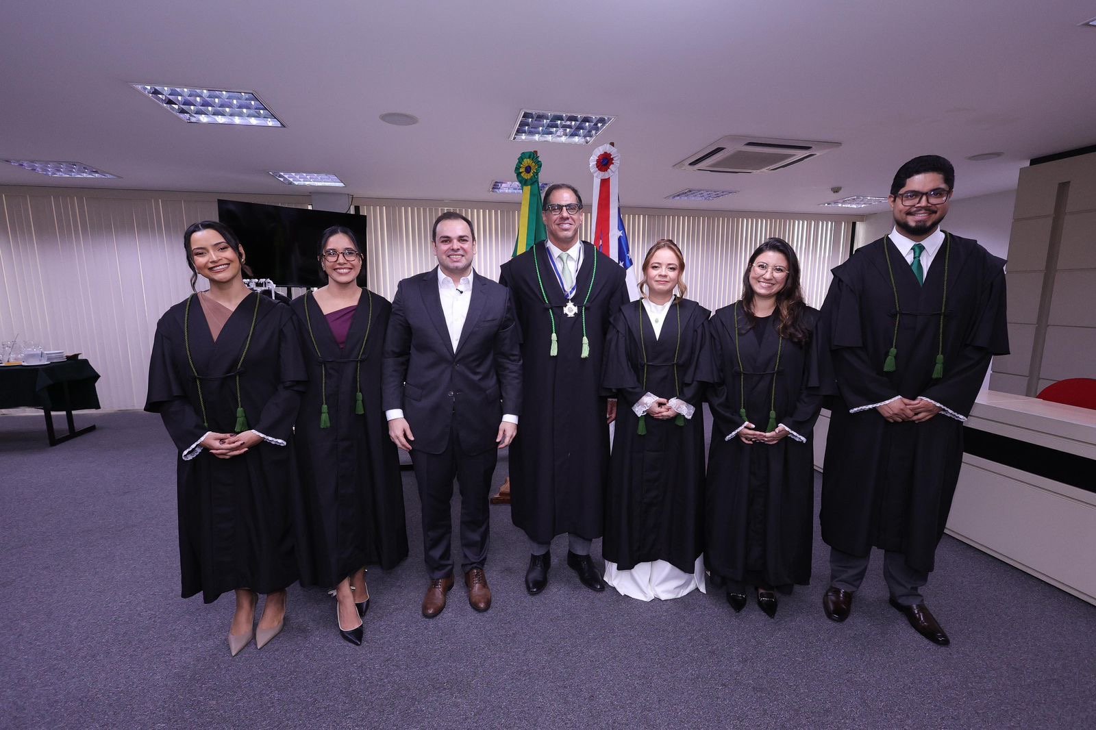 Governador interino Roberto Cidade empossa novos defensores públicos e reforça atuação da DPE no interior do Amazonas