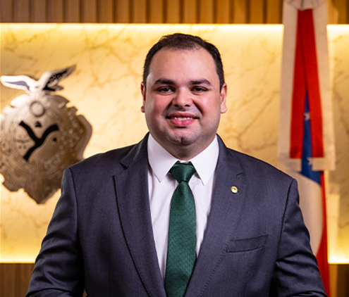 Roberto Cidade registra nesta quarta-feira chapa para a eleição tampão ao Governo do Amazonas