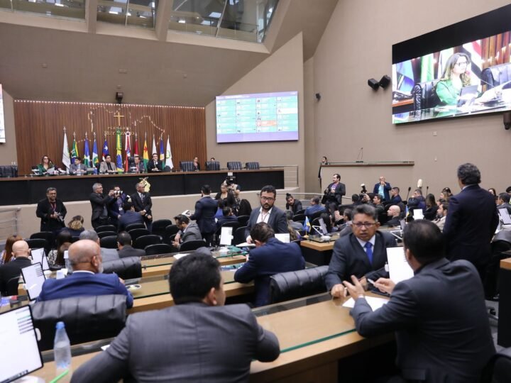 Eleição indireta: ALEAM define regras para escolha de governador-tampão