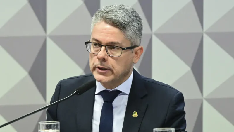Relator da CPI pede indiciamentos de Toffoli, Moraes, Gilmar e Gonet