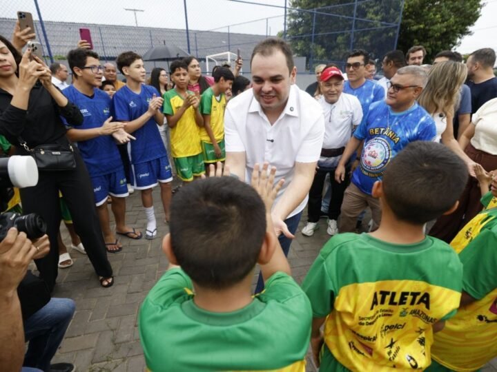Governador interino Roberto Cidade reforça ações de esporte e lazer com entrega do Centro Social Chapéu de Zinco, no bairro Betânia
