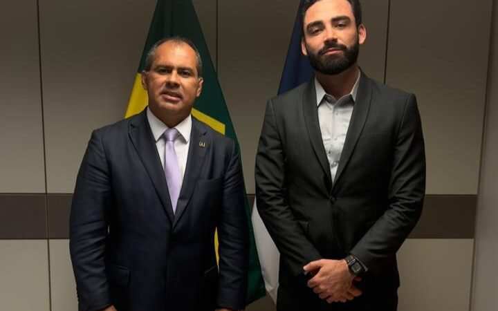 Eurico Tavares articula no Inmetro medidas para fortalecer a Zona Franca de Manaus