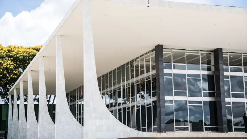 STF mantém limites para aquisição de terras brasileiras por empresas com capital estrangeiro