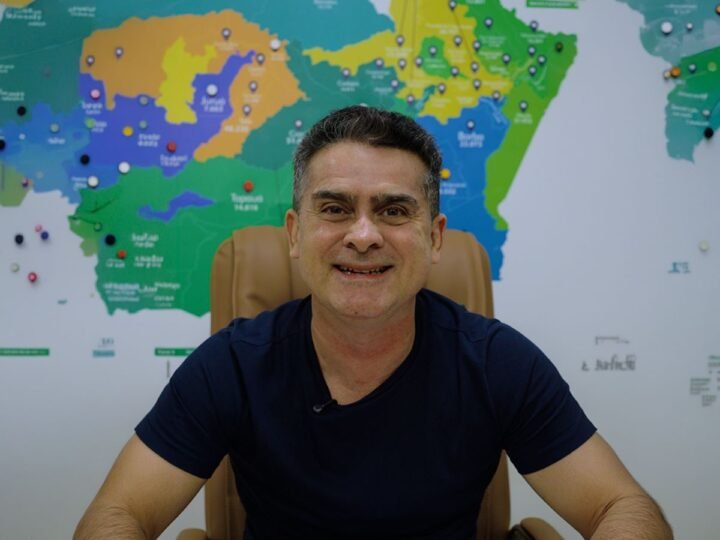 David Almeida destaca avanço histórico na educação de Manaus após resultado recorde no Ideb preliminar