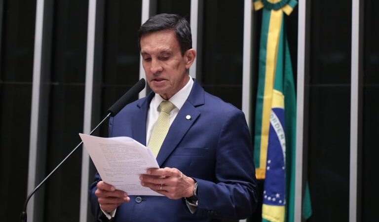 Câmara aprova projeto que permite voos de empresas estrangeiras no interior da Amazônia