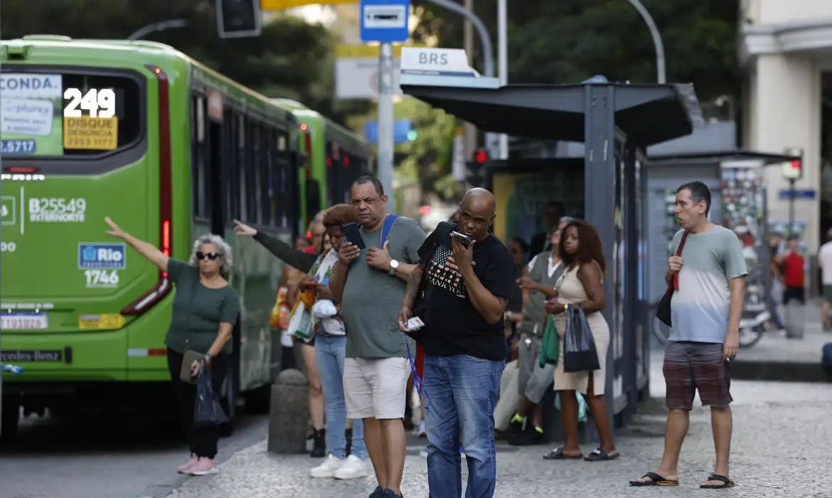 Sistema ganha novas fontes de dinheiro e muda estrutura