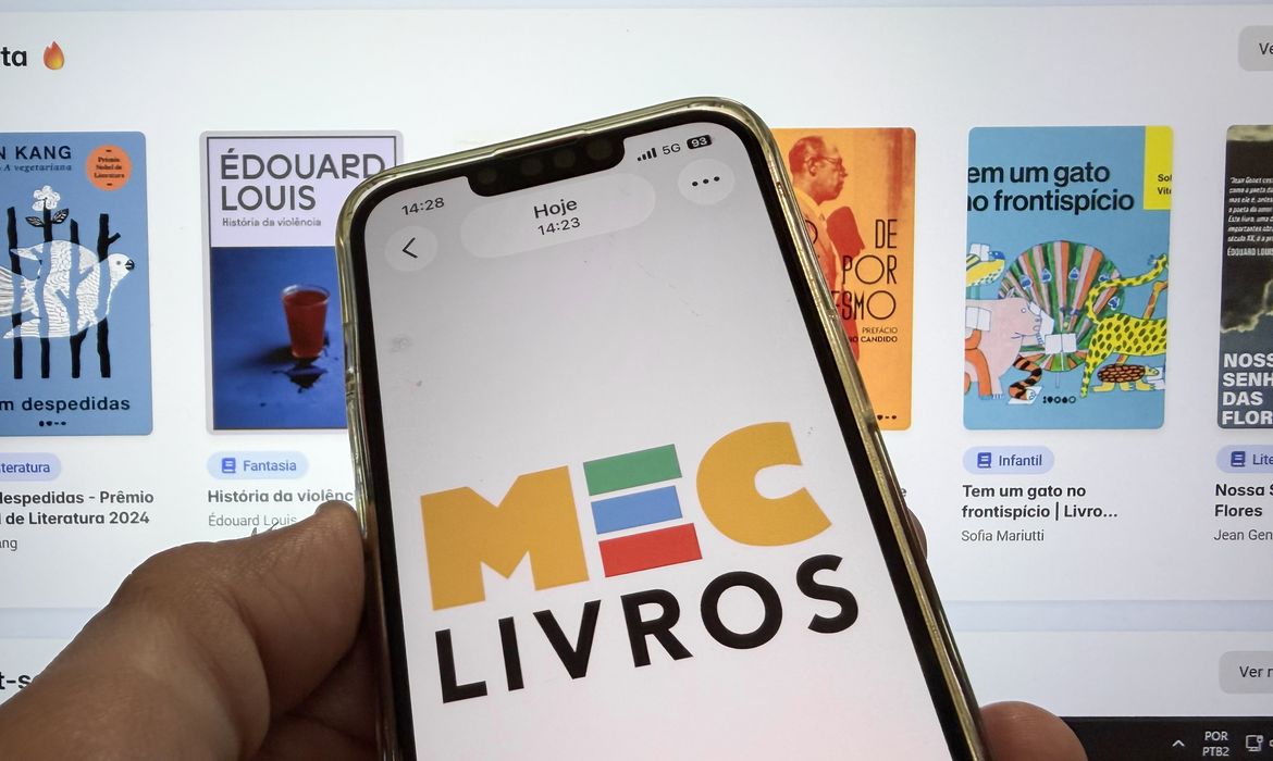 Como usar a plataforma MEC Livros