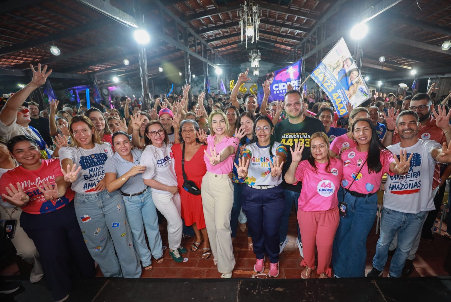 Thaísa Cidade representa Roberto Cidade em reunião com segmento social e apresenta propostas de inclusão